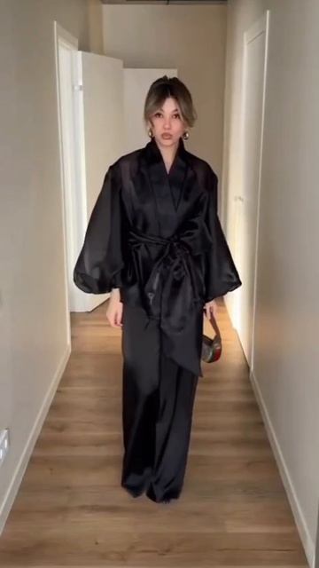 Современная женская одежда Бизнес Стиль Отправляем по всей России Заказ ватцап 89212869336