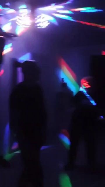 VID_20251201_192009_166.mp4