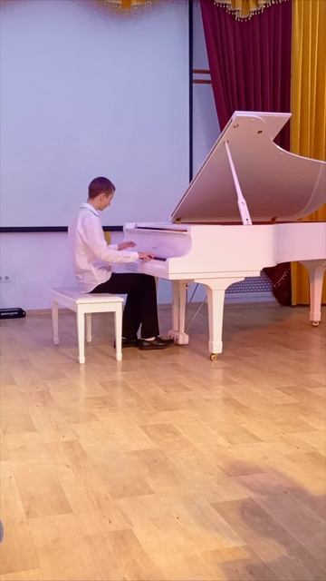 Ф.Бургмюллер - Этюд c-moll, op. 105, №2  - 1