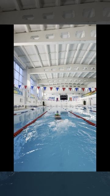 Толпы в бассейне. Очереди!