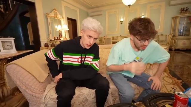 Проживаю 1 ДЕНЬ 100 РАЗ ! *Застрял в ОДНОМ ДНЕ*