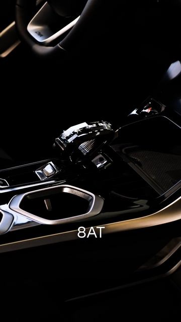 Geely Atlas — тот самый кроссовер, который выбирают сердцем 🧡