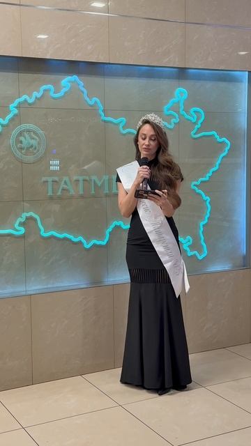 Ирина Камаева читает отрывок из романа А. АБСАЛЯМОВА Белые цветы