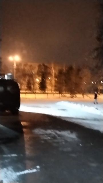 Первый день зимы в Омске начался с дождя!