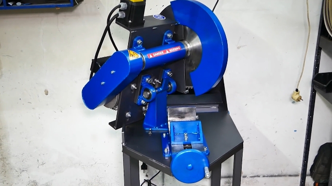 Пила по металлу