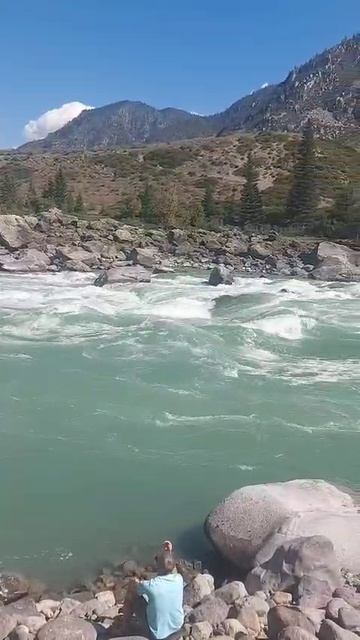 Бурлящие воды Катуни! Красоты природы!