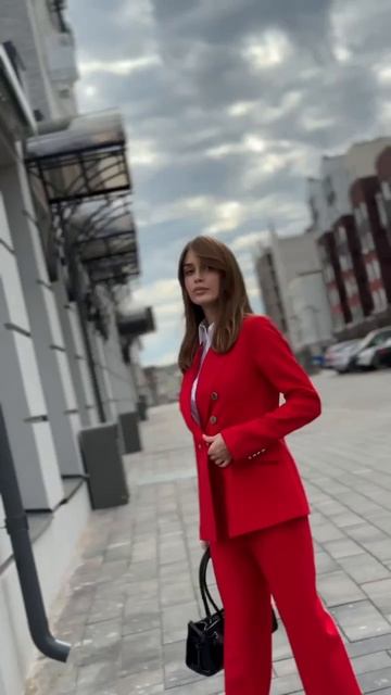 Современная женская одежда Бизнес Стиль Отправляем по всей России Заказ ватцап 89212869336