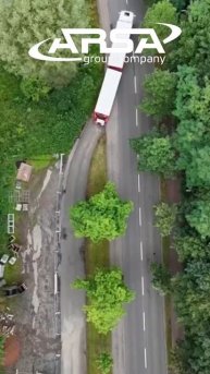 Этому должны учить в автошколе