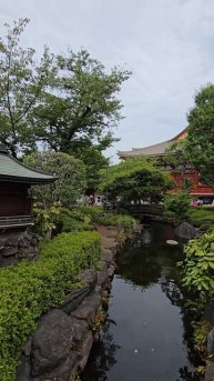 Сэнсо-дзи, старейший буддийский храм в Токио, Япония