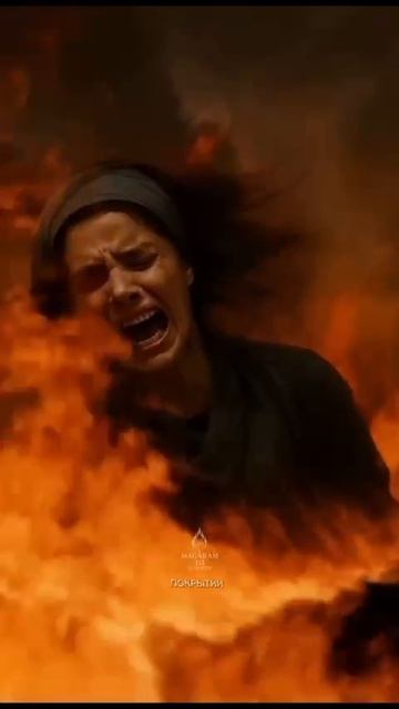 Имам Муса аль-Казим (а) сказал:

«Аллах сделал скрытие красоты — щитом для женщины».
«Женщина должна