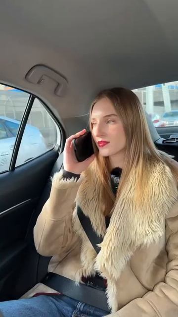 Taxi Vocabulary 🚕 #gringa #englishlanguage #funny #ariannitalagringa #americanpronunciation #taxi