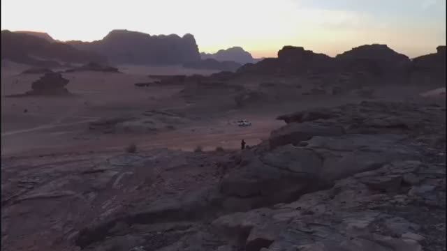 В пустыне Вади-Рам на юге Иордании снимали, в частности, фильм «Марсианин» (2015)