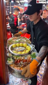 Китайцы не дураки покушать! Shorts шортс #китай #китайскаякухня #еда #традиции #вкусно