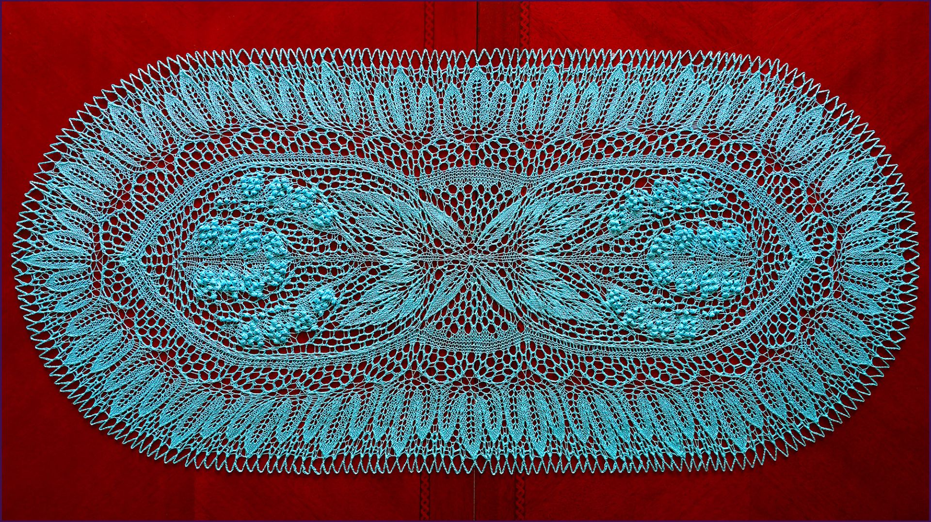 Салфетка овальная спицами. Уголок. Часть 2.