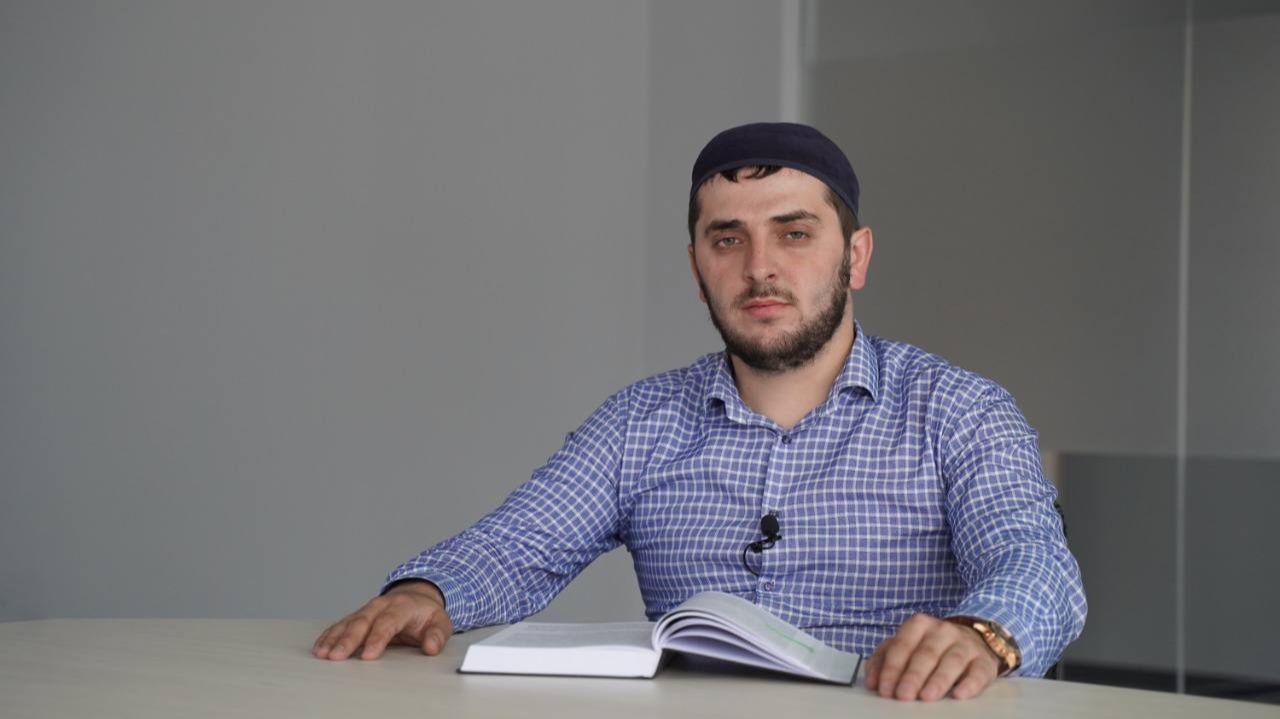 Тема : Родословие пророка Мухаммада мир ему и благословение