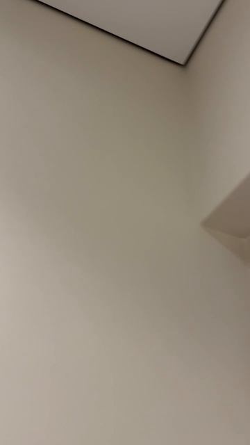 Визуальное отличие теневого зазора с профилем evrokraab и профилем Raund.