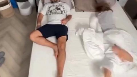 сон семейной пары