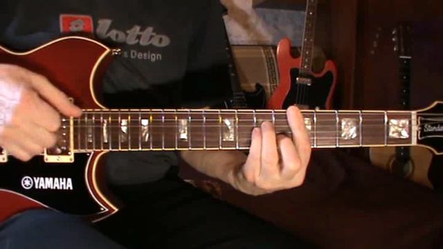 Лариска-"Жуки" (как играть на гитаре аккорды)