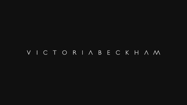 Показ женской коллекции Victoria Beckham осень-зима 2012