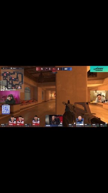 «Базик, у тебя еда приехала?» — рофлы и разнос в катке с Evelone и Freak Squad