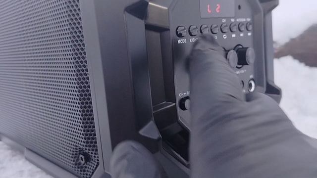 ПОРТАТИВНАЯ АКУСТИЧЕСКАЯ СИСТЕМА УРАЛ МОЛНИЯ 600. Подсветка.