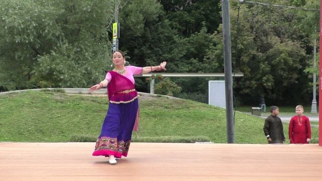 Наино Вале Не | Болливуд | ГАЛИНА НАЗАРЕНКО | Московский проект долголетия | ТАРАНГ | День флага