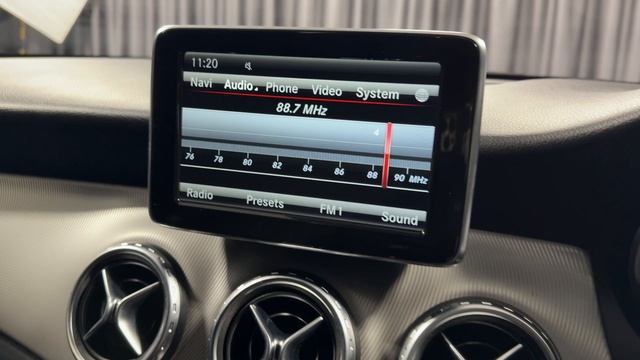 Mercedes Benz GLA 180