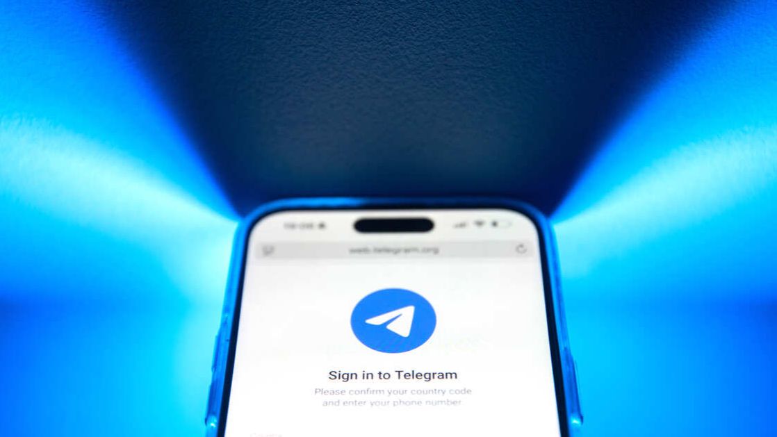 Путин: Telegram и другие мессенджеры влияют на молодежь