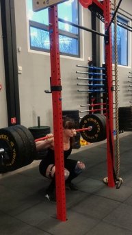 Присед со штангой на спине