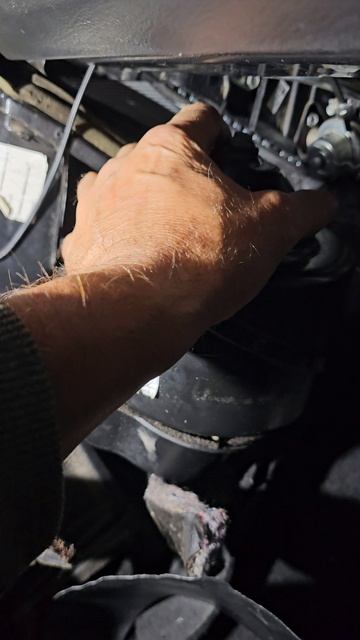 поменять радиатор отопителя нива Урбан