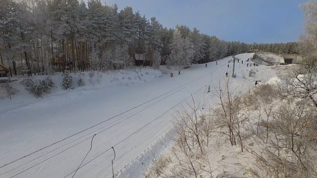 Kleines Skigebiet in meinem Stadtteil am Rande von Nowosibirsk, wo ich zur Miete wohne