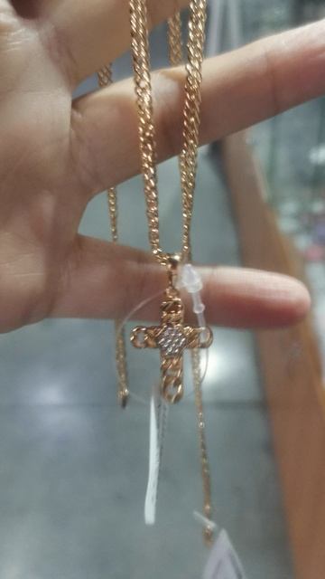 Цепочка с крестиком