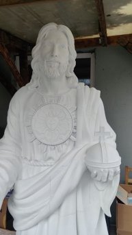 Срочно нужна помощь волшебников для доставки статуи Иисуса Христа!