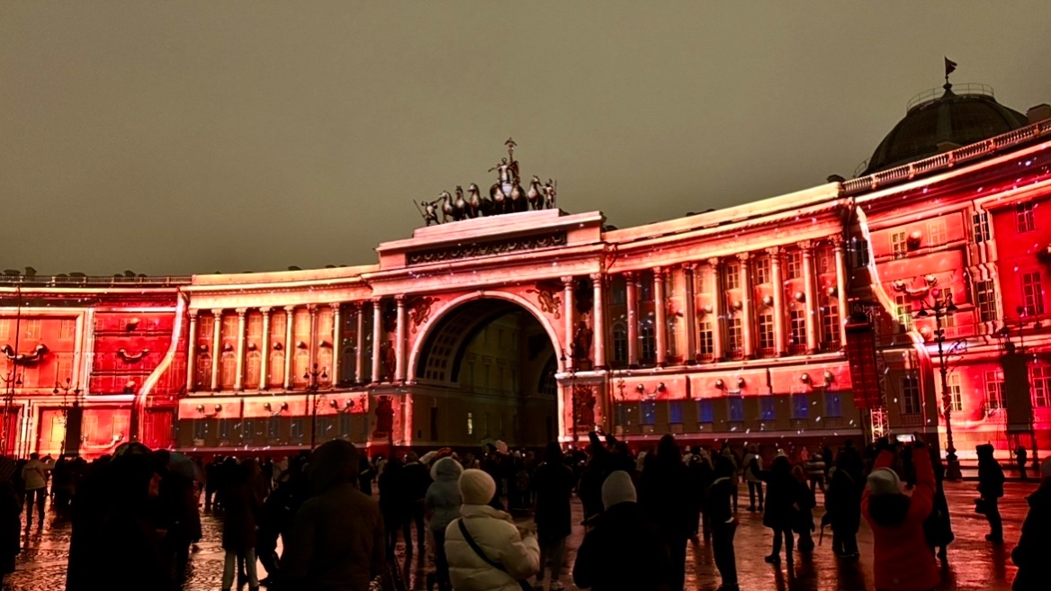 Страна СВЕТА-2025 на Дворцовой площади, Санкт-Петербург