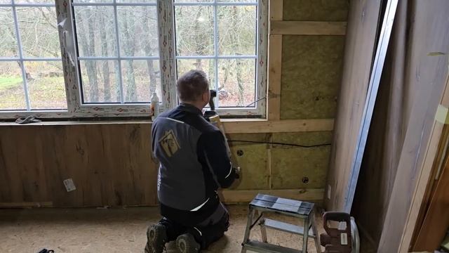 Мыши ушли, уют пришёл. Второй этаж становится домом