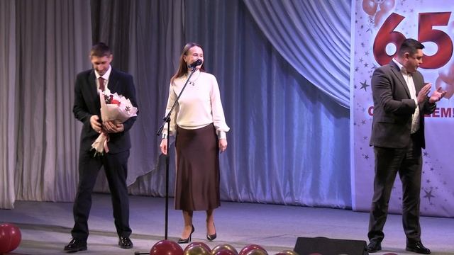 2025-12-АтомТВ-Железногорск-65 лет школе 98-Юбилейный вечер-концерт