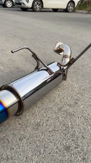 Subaru Levorg STI vs HKS Titanium Style