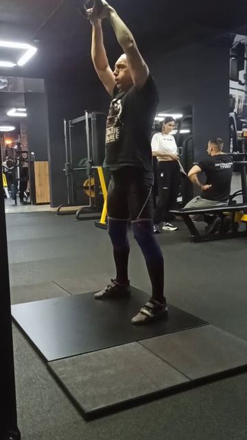 На новом помосте, с новой Гирей!