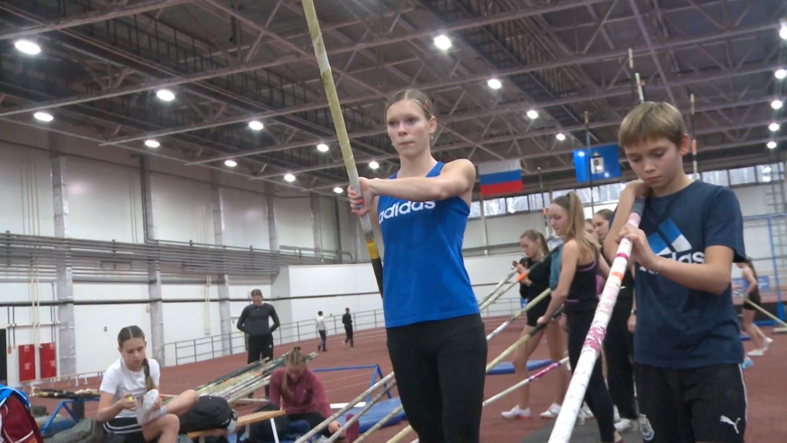 В Ярославле стартовал турнир по прыжкам с шестом