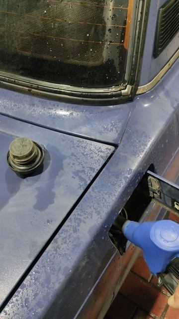 Бензин. Бензинчик. Бензелюшечка.