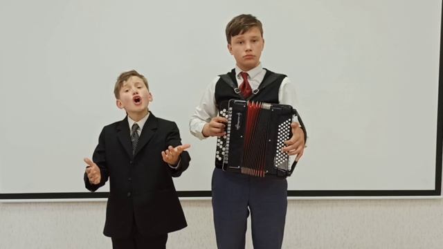 Патриотическая песня !
"Письмо солдату".
Музыка К. Томилина
Слова С.Минаков
Стих написал Петров М.