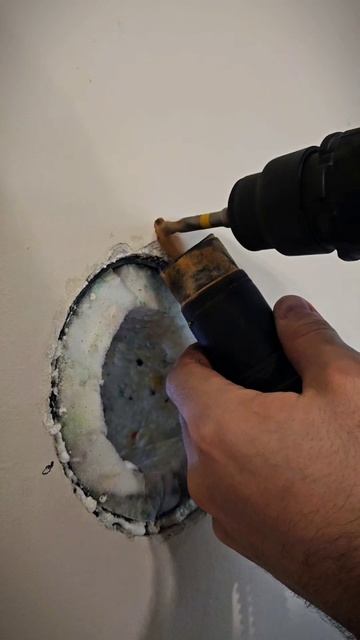 монтаж приточного клапана без пыли и грязи / установка кондиционера Новосибирск #монтаж #кондиционер