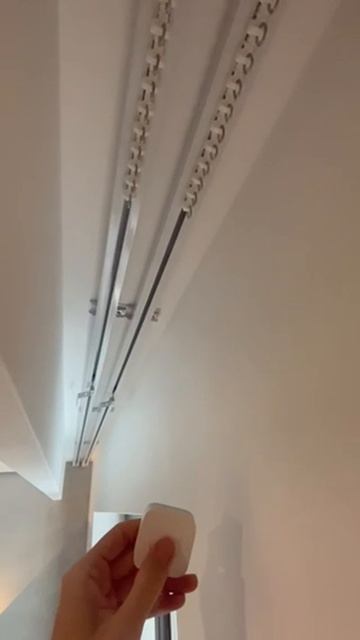 2 карниза Акара на пульте с профилем со вставками Комфорт