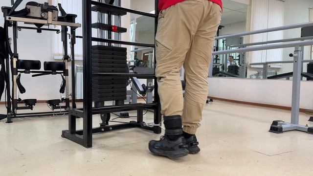 УПРАЖНЕНИЯ НА НОГИ