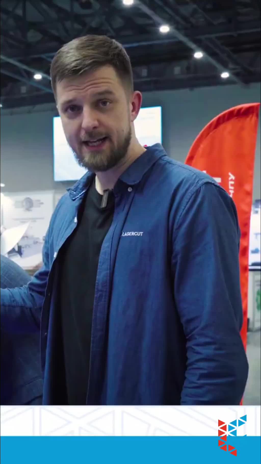 Как разрезать фольгу лазером? Демонстрация ультрафиолетового маркиратора