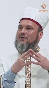 Рөстәм хәзрәт Ясәвиев “Тормышта авырлык күрмәгән кешеләр еш кына үзләрен тәккәббер тота”