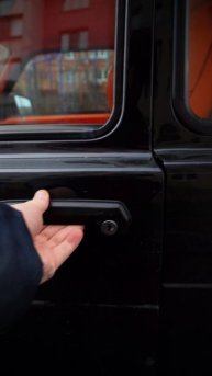 ТОП-4 МАШИНЫ по ЗАРПЛАТЕ! 😳 НИКОГДА не догадаешься, на чём нужно ездить, получая 2 МИЛЛИОНА!