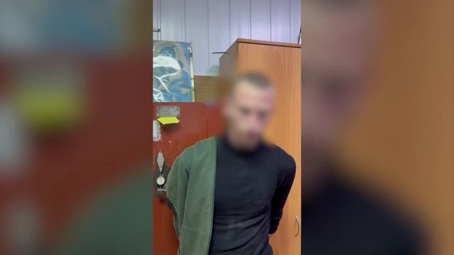 Диверсант с прозвищем «Смайл» поджег вышку сотовой связи в Ростовской области.
21-летний фигурант ч