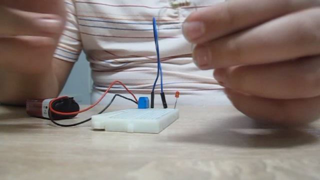 работа светодиода кратко