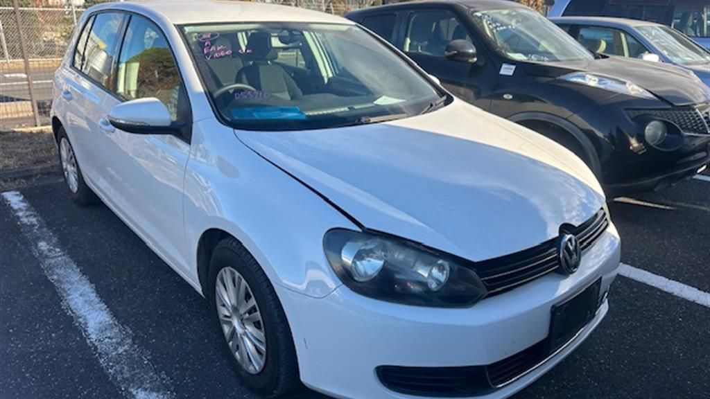 share 1KCBZ-WVWZZZ1KZBW055710